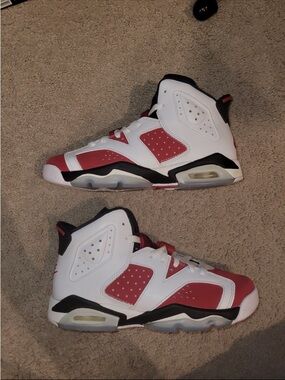 Grade school 4.5 Jordan retro 6 carmines